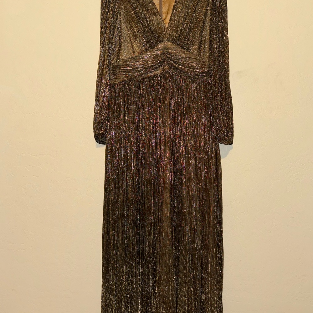 Elegant Gold Evening Dress